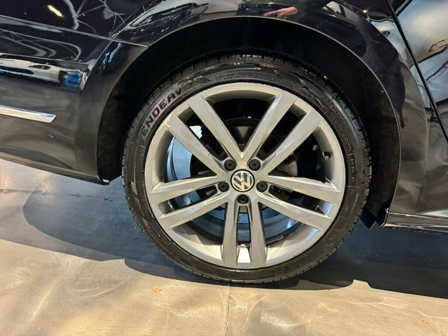 2018 Volkswagen Passat R-Line/LightingPkg/HeatedSeats/DualZoneClimate/AdapCruise - 22947948 - 26