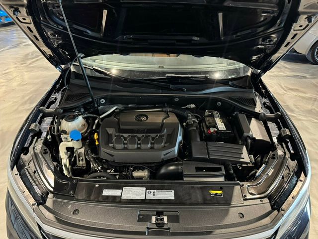 2018 Volkswagen Passat R-Line/LightingPkg/HeatedSeats/DualZoneClimate/AdapCruise - 22947948 - 30