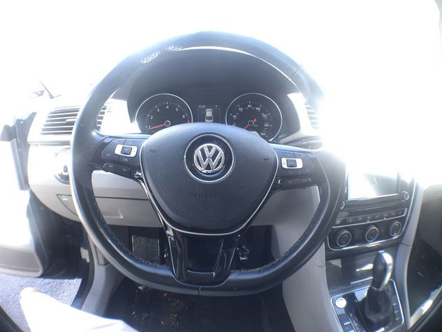 2018 Volkswagen Passat SE - 22608563 - 14