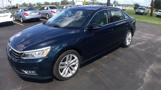 2018 Volkswagen Passat SE - 22608563 - 3