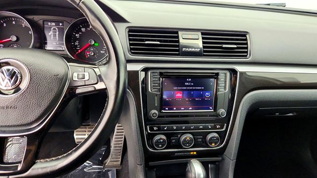 2018 Volkswagen Passat V6 GT DSG - 23072346 - 16