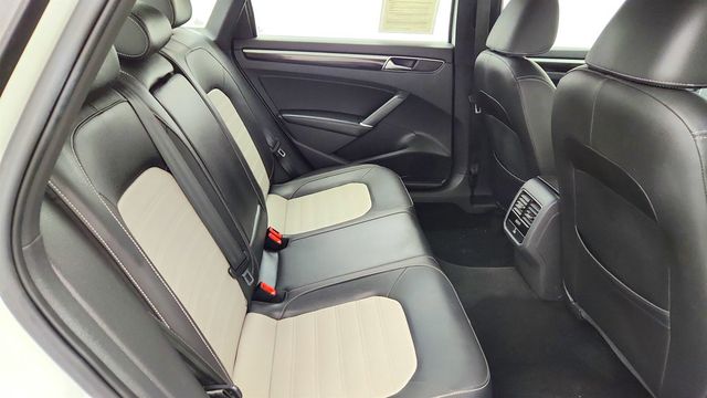 2018 Volkswagen Passat V6 GT DSG - 23072346 - 21