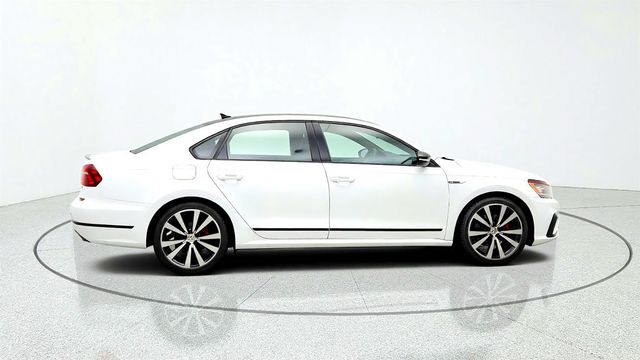 2018 Volkswagen Passat V6 GT DSG - 23072346 - 3