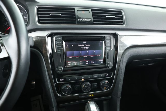 2018 Volkswagen Passat V6 SEL Premium DSG - 22928809 - 14