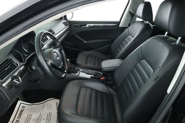 2018 Volkswagen Passat V6 SEL Premium DSG - 22928809 - 18