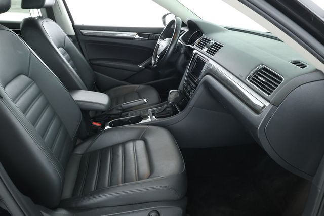 2018 Volkswagen Passat V6 SEL Premium DSG - 22928809 - 22