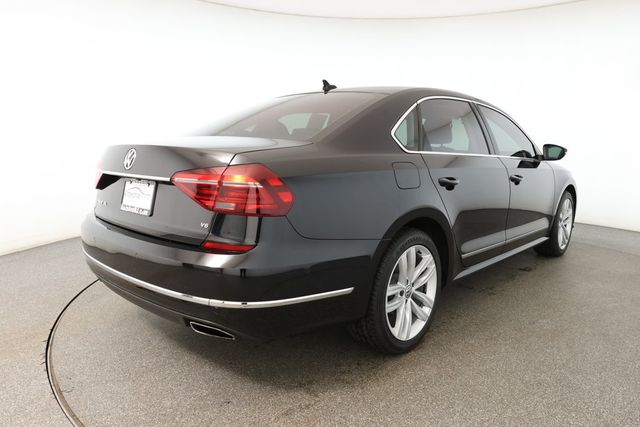 2018 Volkswagen Passat V6 SEL Premium DSG - 22928809 - 3