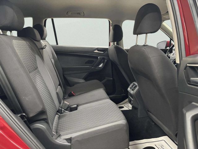 2018 Volkswagen Tiguan 2.0T S 4MOTION - 22979985 - 16