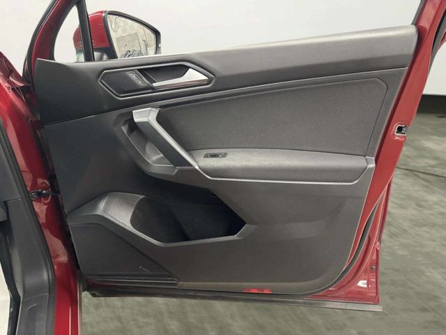 2018 Volkswagen Tiguan 2.0T S 4MOTION - 22979985 - 17