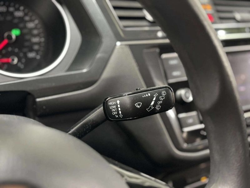 2018 Volkswagen Tiguan 2.0T S 4MOTION - 22979985 - 31