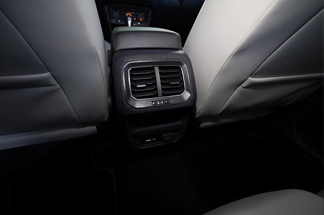 2018 VOLKSWAGEN TIGUAN 2.0T SE - 23074826 - 14