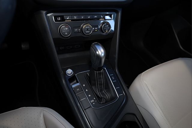 2018 VOLKSWAGEN TIGUAN 2.0T SE - 23074826 - 29