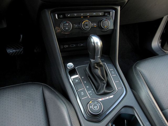 2018 Volkswagen Tiguan 2.0T SE 4MOTION - 23057604 - 20