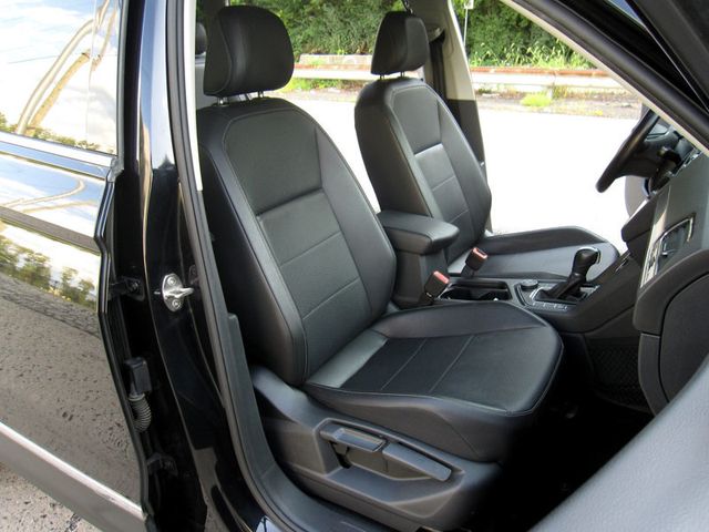 2018 Volkswagen Tiguan 2.0T SE 4MOTION - 23057604 - 22
