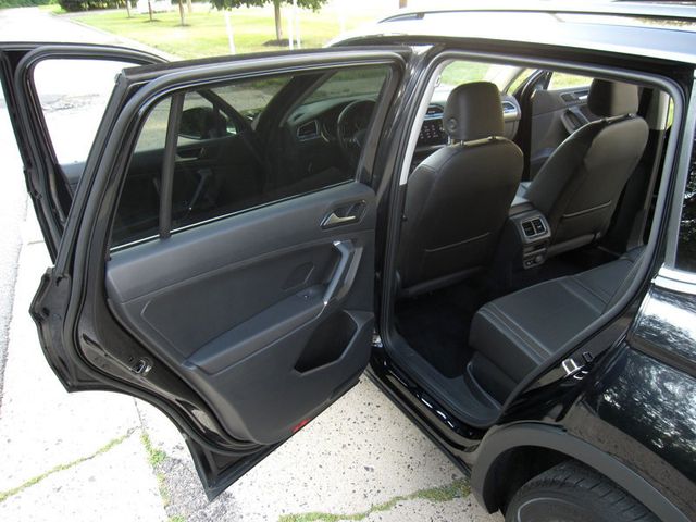 2018 Volkswagen Tiguan 2.0T SE 4MOTION - 23057604 - 26