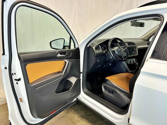 2018 Volkswagen Tiguan 2.0T SE 4MOTION - 23033895 - 17