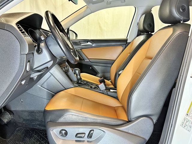 2018 Volkswagen Tiguan 2.0T SE 4MOTION - 23033895 - 19
