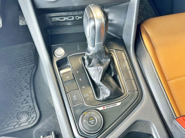 2018 Volkswagen Tiguan 2.0T SE 4MOTION - 23033895 - 29