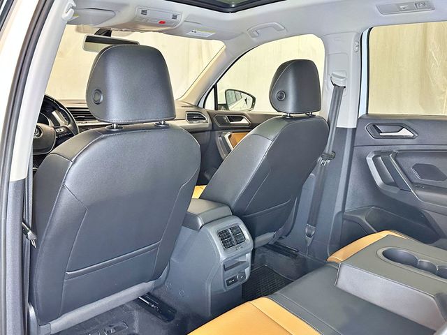 2018 Volkswagen Tiguan 2.0T SE 4MOTION - 23033895 - 35