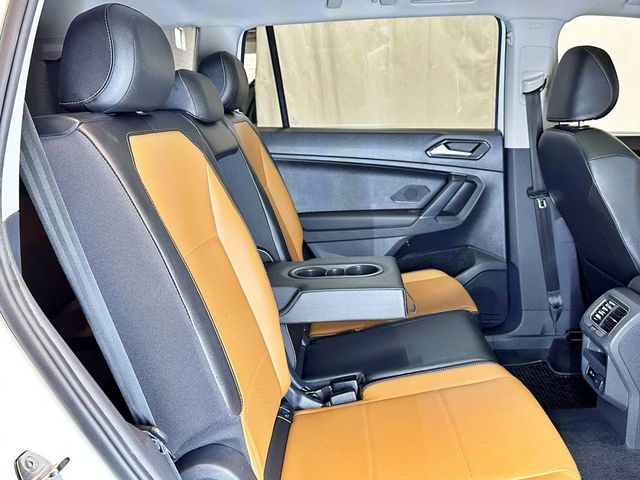 2018 Volkswagen Tiguan 2.0T SE 4MOTION - 23033895 - 38