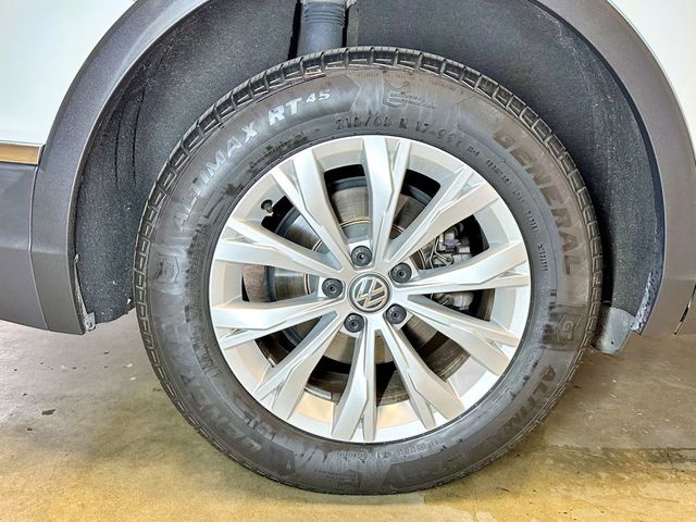 2018 Volkswagen Tiguan 2.0T SE 4MOTION - 23033895 - 44