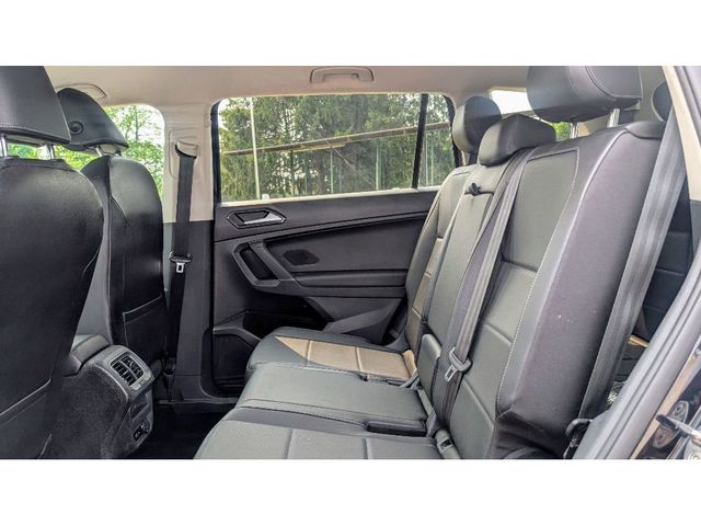 2018 Volkswagen Tiguan 2.0T SE 4MOTION - 22889240 - 16