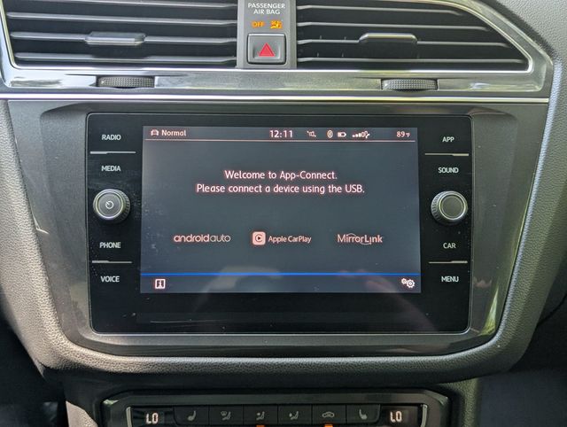 2018 Volkswagen Tiguan 2.0T SE 4MOTION - 23091808 - 21