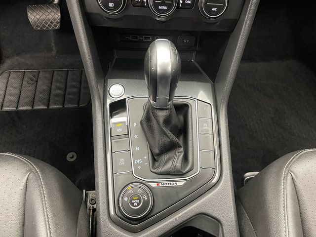 2018 Volkswagen Tiguan 2.0T SE 4MOTION - 22958470 - 27