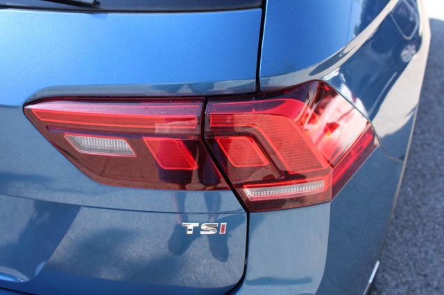 2018 Volkswagen Tiguan 2.0T SEL FWD - 23066384 - 9
