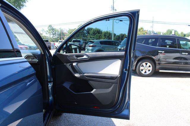 2018 Volkswagen Tiguan 2.0T SEL FWD - 23066384 - 28