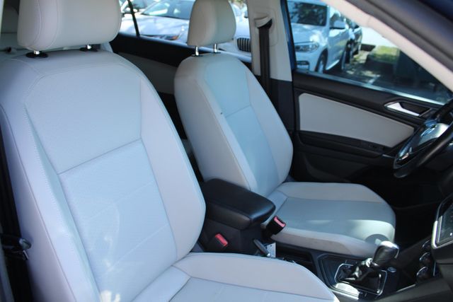 2018 Volkswagen Tiguan 2.0T SEL FWD - 23066384 - 30
