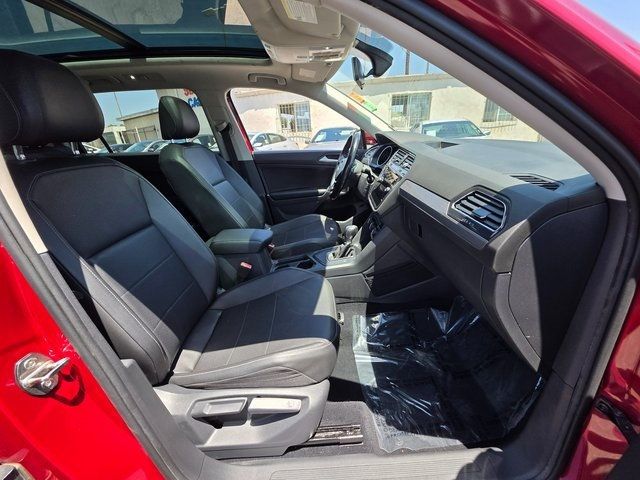 2018 Volkswagen Tiguan 2.0T SEL FWD - 22868908 - 9