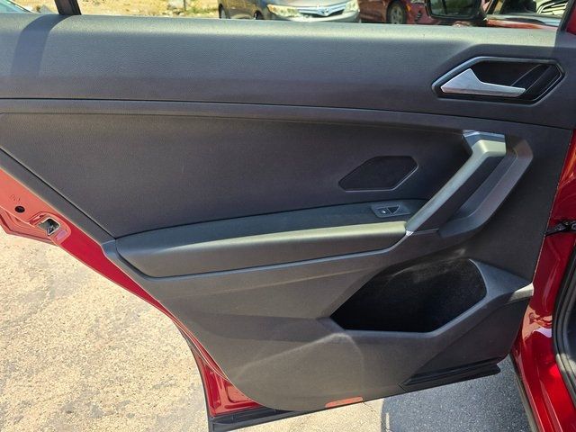 2018 Volkswagen Tiguan 2.0T SEL FWD - 22868908 - 22