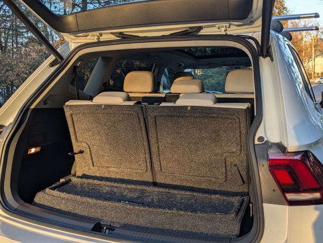 2018 Volkswagen Tiguan 2.0T SEL FWD - 22963455 - 19