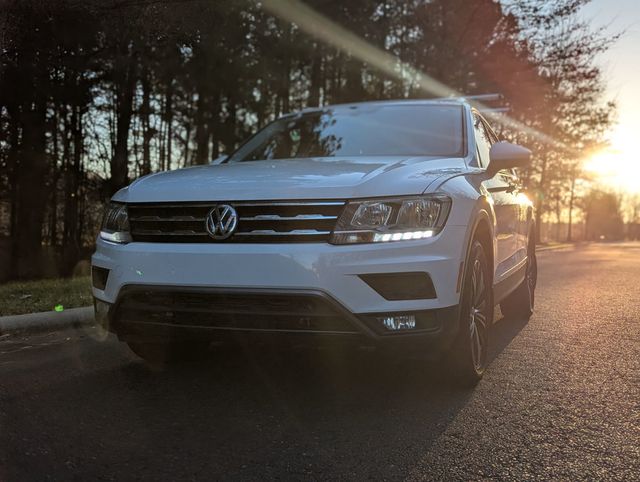 2018 Volkswagen Tiguan 2.0T SEL FWD - 22963455 - 3