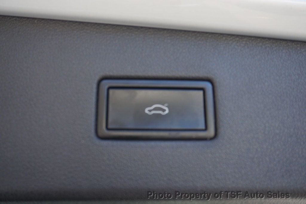 2018 Volkswagen Tiguan 2.0T SEL Premium 4MOTION CARPLAY NAVI REAR CAM PANO ROOF LOADED! - 22940522 - 36