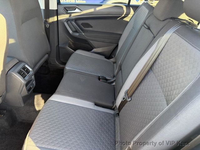 2018 Volkswagen Tiguan 2.0T S FWD - 22945566 - 17