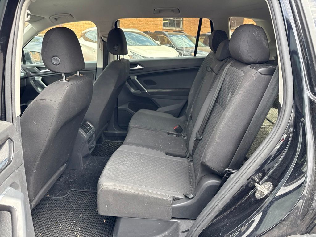 2018 Volkswagen Tiguan 2.0T S FWD - 23025573 - 16