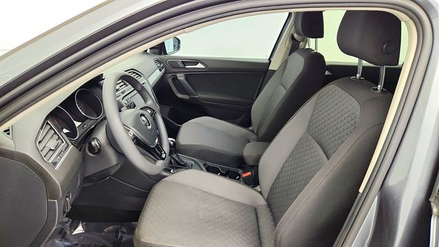 2018 Volkswagen Tiguan 2.0T S FWD - 22964028 - 18