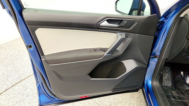2018 Volkswagen Tiguan 2.0T S FWD - 23032563 - 9