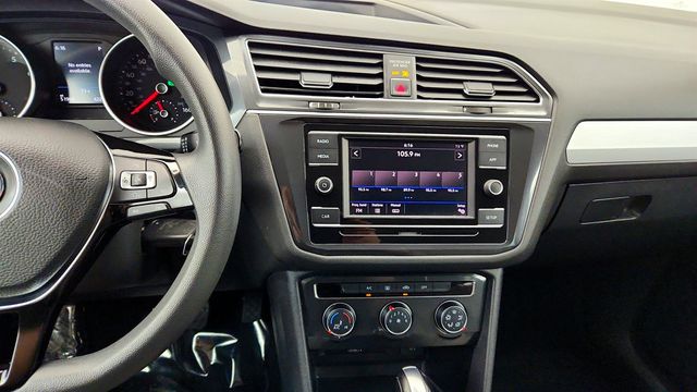 2018 Volkswagen Tiguan 2.0T S FWD - 23032563 - 16