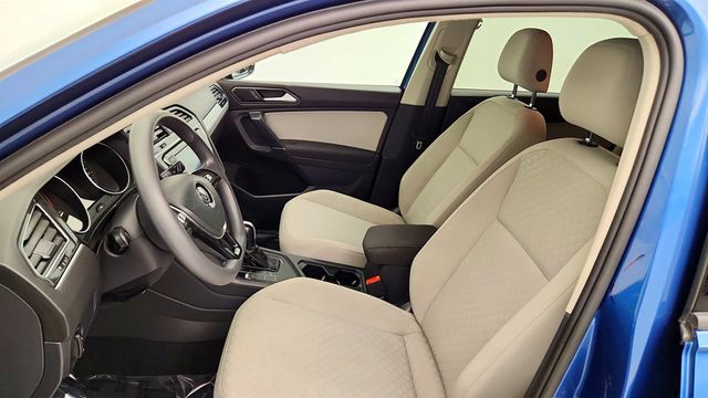 2018 Volkswagen Tiguan 2.0T S FWD - 23032563 - 18