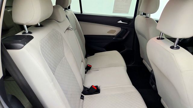 2018 Volkswagen Tiguan 2.0T S FWD - 23032563 - 22