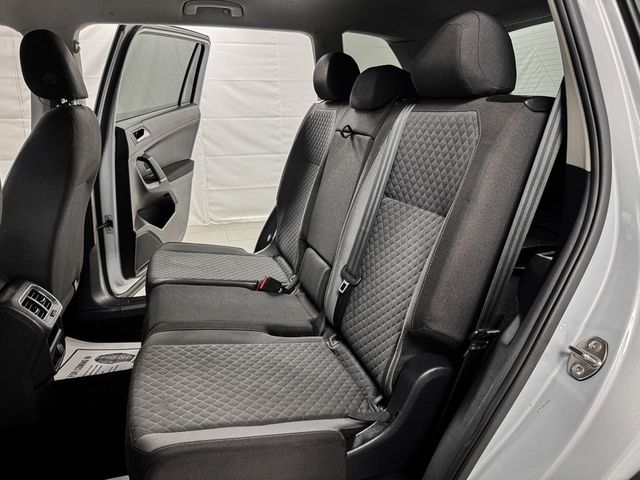 2018 Volkswagen Tiguan 2.0T S FWD - 23073595 - 9
