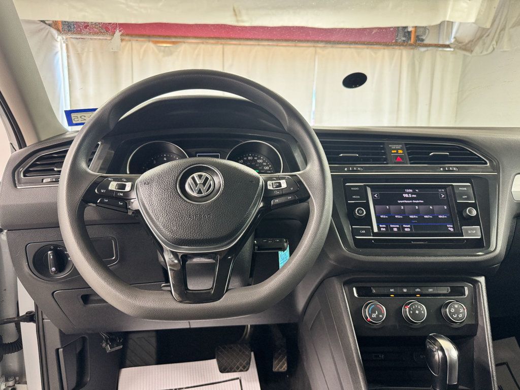 2018 Volkswagen Tiguan 2.0T S FWD - 23073595 - 12
