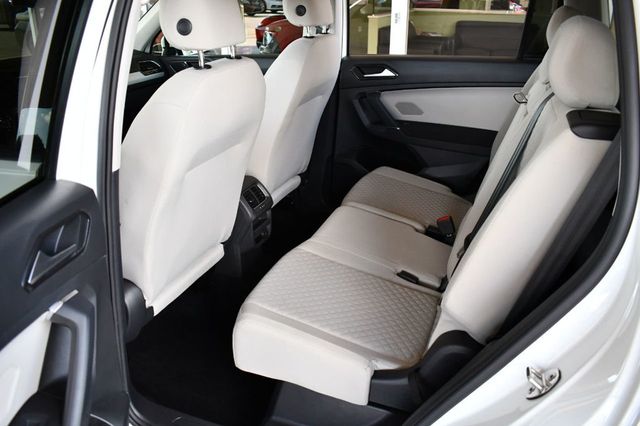 2018 Volkswagen Tiguan 2.0T S FWD 4 Door SUV W/Rear View Camera - 20410744 - 14