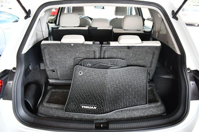 2018 Volkswagen Tiguan 2.0T S FWD 4 Door SUV W/Rear View Camera - 20410744 - 15