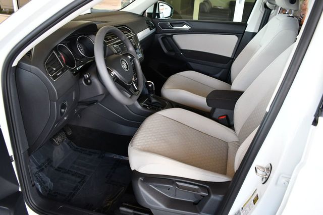 2018 Volkswagen Tiguan 2.0T S FWD 4 Door SUV W/Rear View Camera - 20410744 - 29