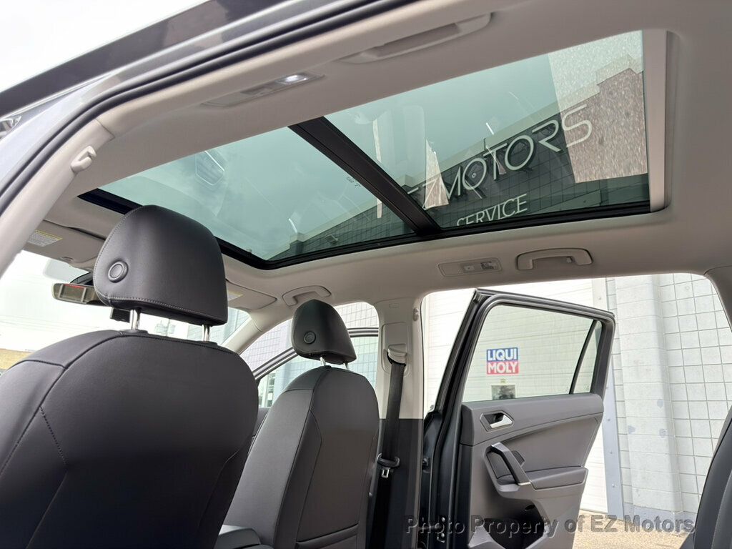 2018 Volkswagen Tiguan COMFORLINE--81896 KMS! ONE OWNER! - 23066424 - 15