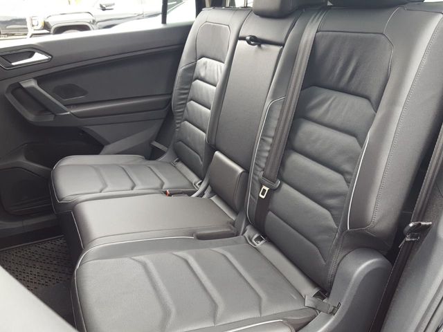 2018 Volkswagen Tiguan (Recovered Theft) 2.0T SEL Premium FWD w/Panoramic Roof - 18381811 - 10